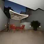 Apartment Lebum